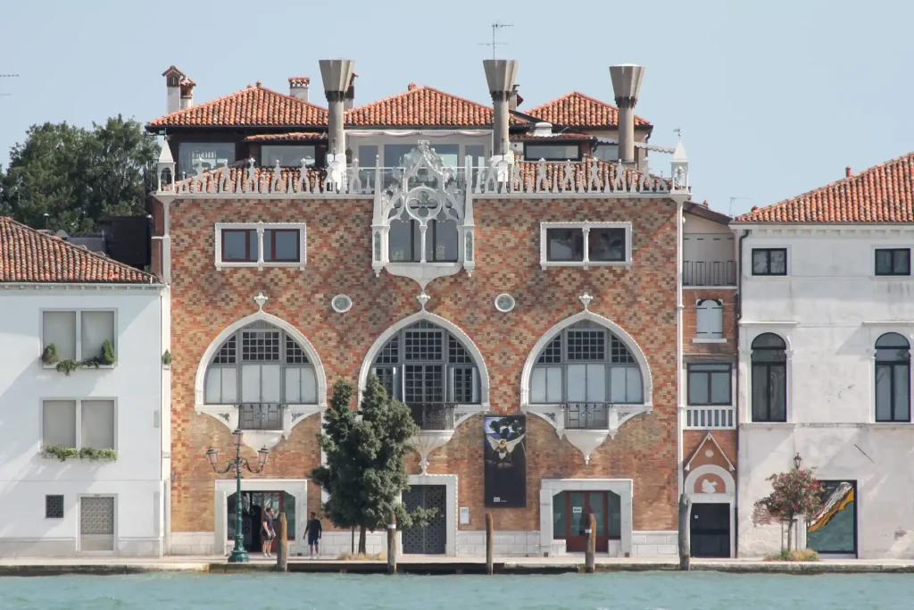 Casa dei tre oci