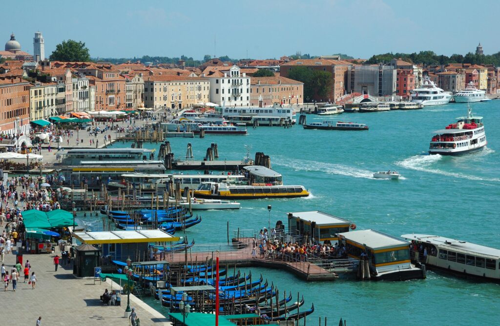 Immagine dell’esperienza: Venezia: trasferimento in barca da Piazzale Roma a San Marco