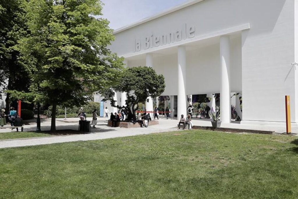 Immagine dell’esperienza: Giardini della Biennale
