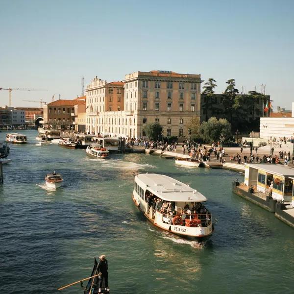 Immagine dell’esperienza: Vaporetto Pass – Biglietto per i Trasporti Pubblici di Venezia (ACTV)