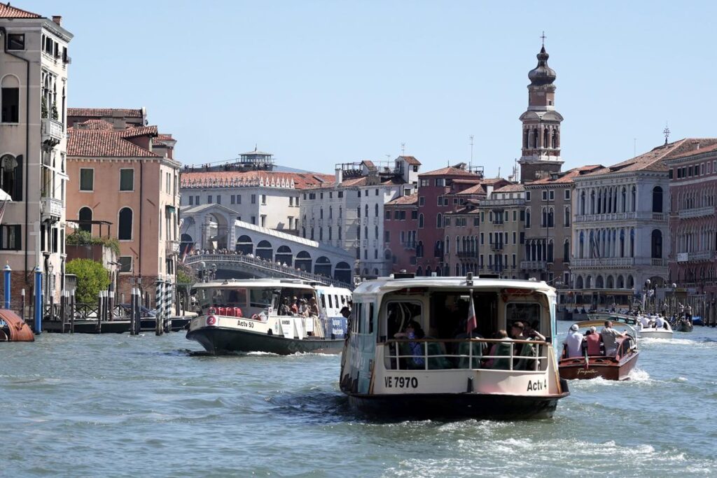Immagine dell’esperienza: Pass per i trasporti pubblici di Venezia + Basilica di San Marco