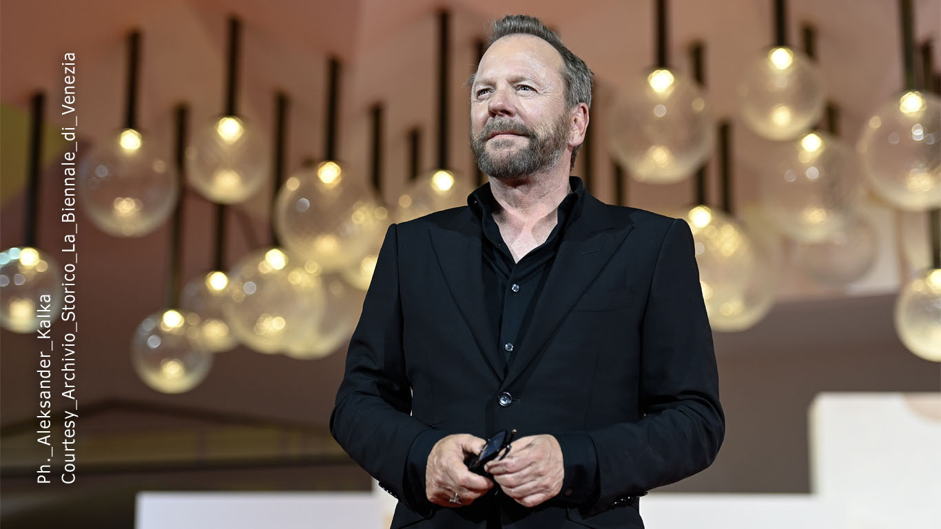 Kiefer Sutherland al Festival del Cinema di Venezia 2026, foto Aleksander Kalka