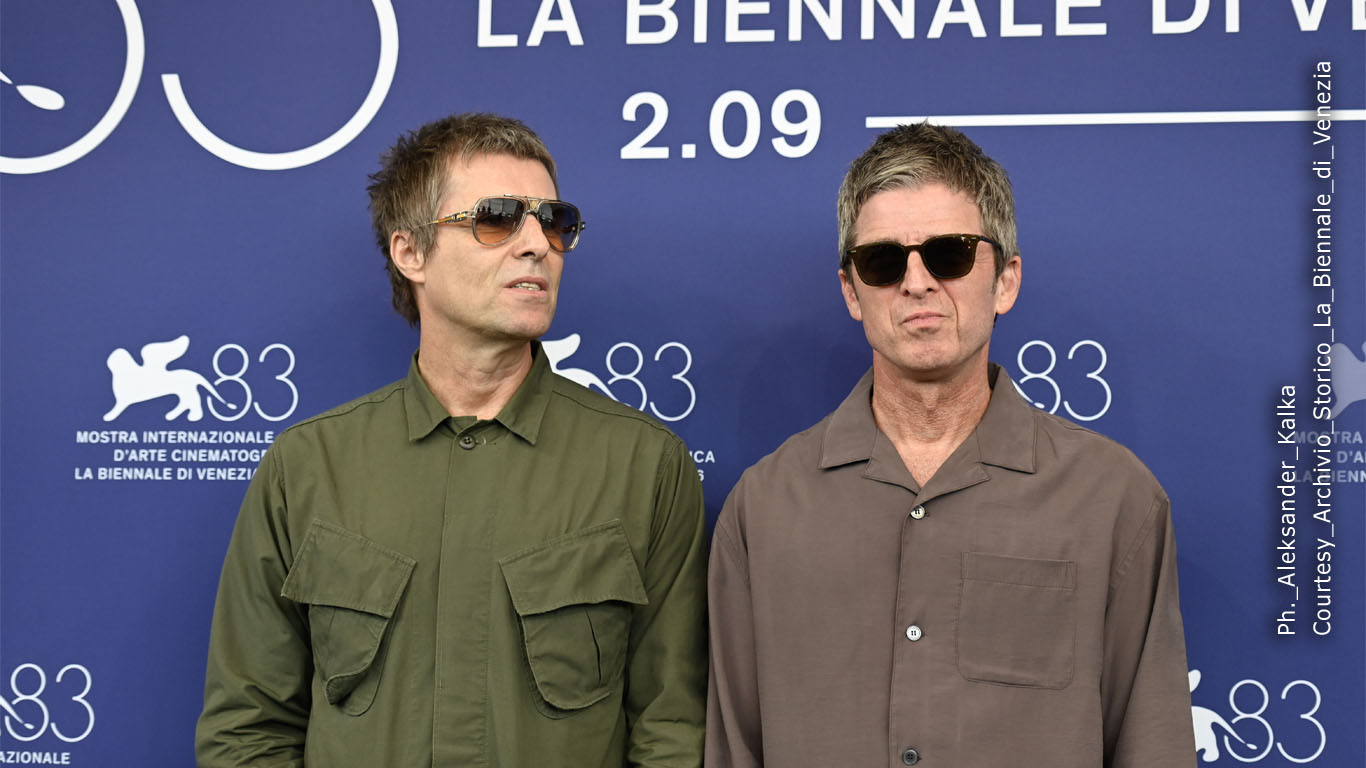 Liam e Noel Gallagher, foto di Aleksander Kalka / Archivio Storico La Biennale di Venezia