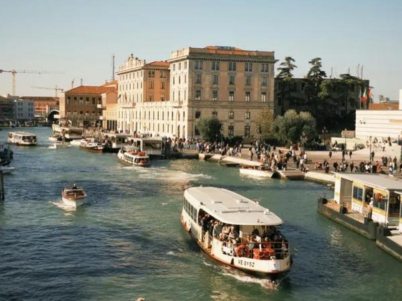 Immagine dell’esperienza: Vaporetto Pass – Biglietto per i Trasporti Pubblici di Venezia (ACTV)