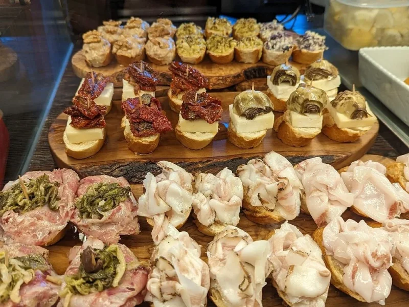doeatbetterexperience-food-tour-aperitivo-italy-venicetour-gastronomico-aperitivo-italia-venezia-visite-gastronomique-gourmet-1 (1)
