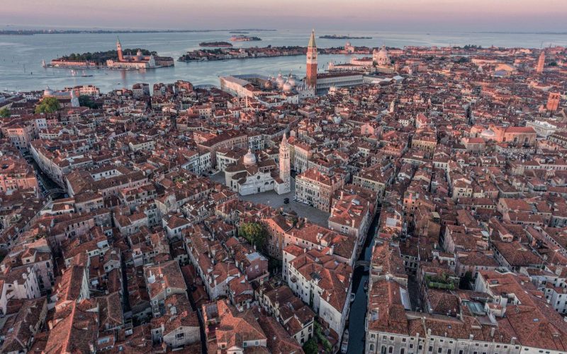 Immagine dell’esperienza: Vista sui tetti di Venezia + Palazzo Ducale