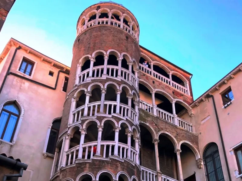 Immagine di approfondimento: Venezia nascosta: luoghi segreti, leggende e curiosità da scoprire