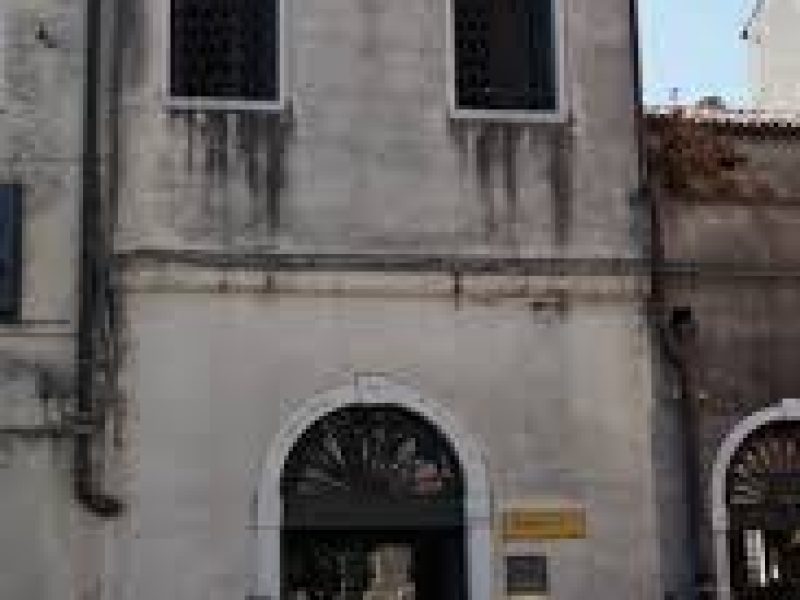 images (1)