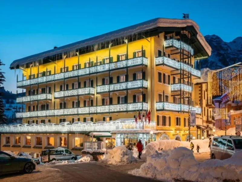 Hotel Victoria Cortina Facciata