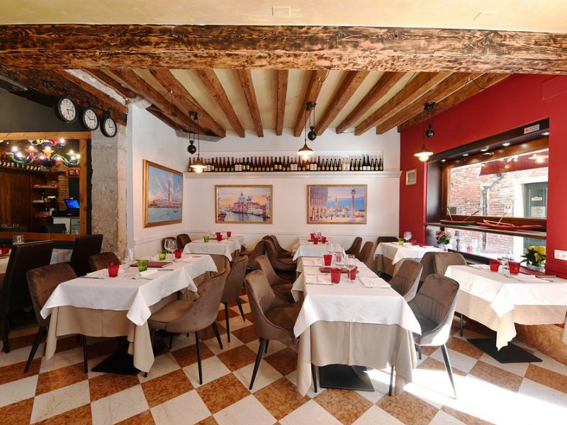 sala-principale-interna