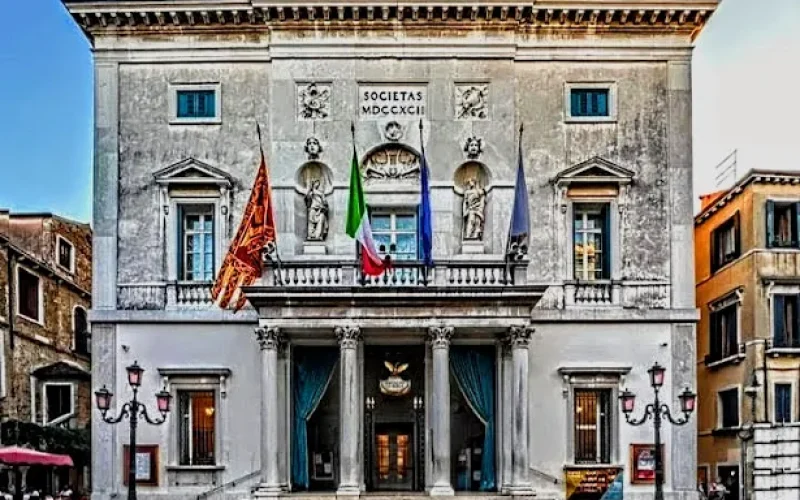 Immagine dell’esperienza: Teatro La Fenice: Salta la Coda + Audioguida